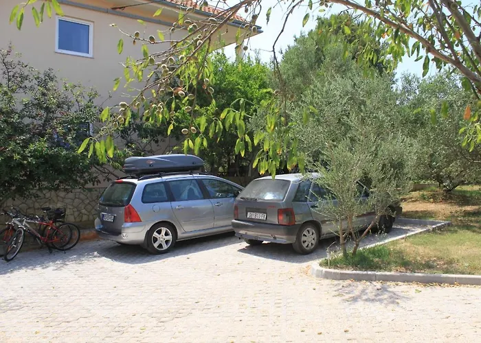 דירה Seaside With A Swimming Pool - 829 אוגייאן