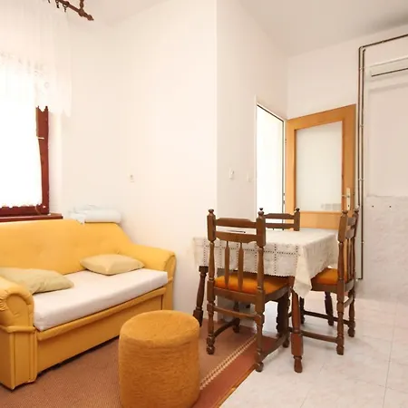 Seaside With A Swimming Pool - 829 Apartamento