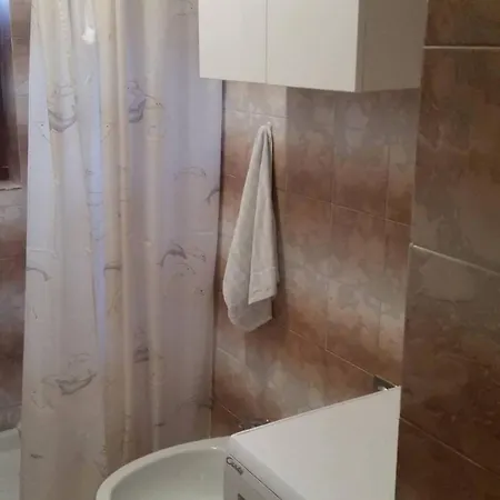 דירה Seaside With A Swimming Pool - 829 אוגייאן